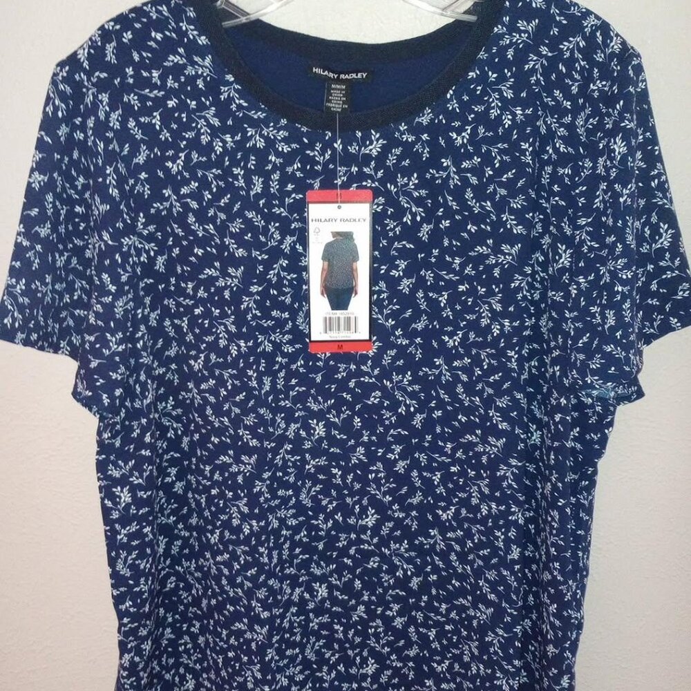 Hilary Radley Women's Size Medium Navy Floral Short Sleeve Blouse Top NWT - Picture 2 of 5